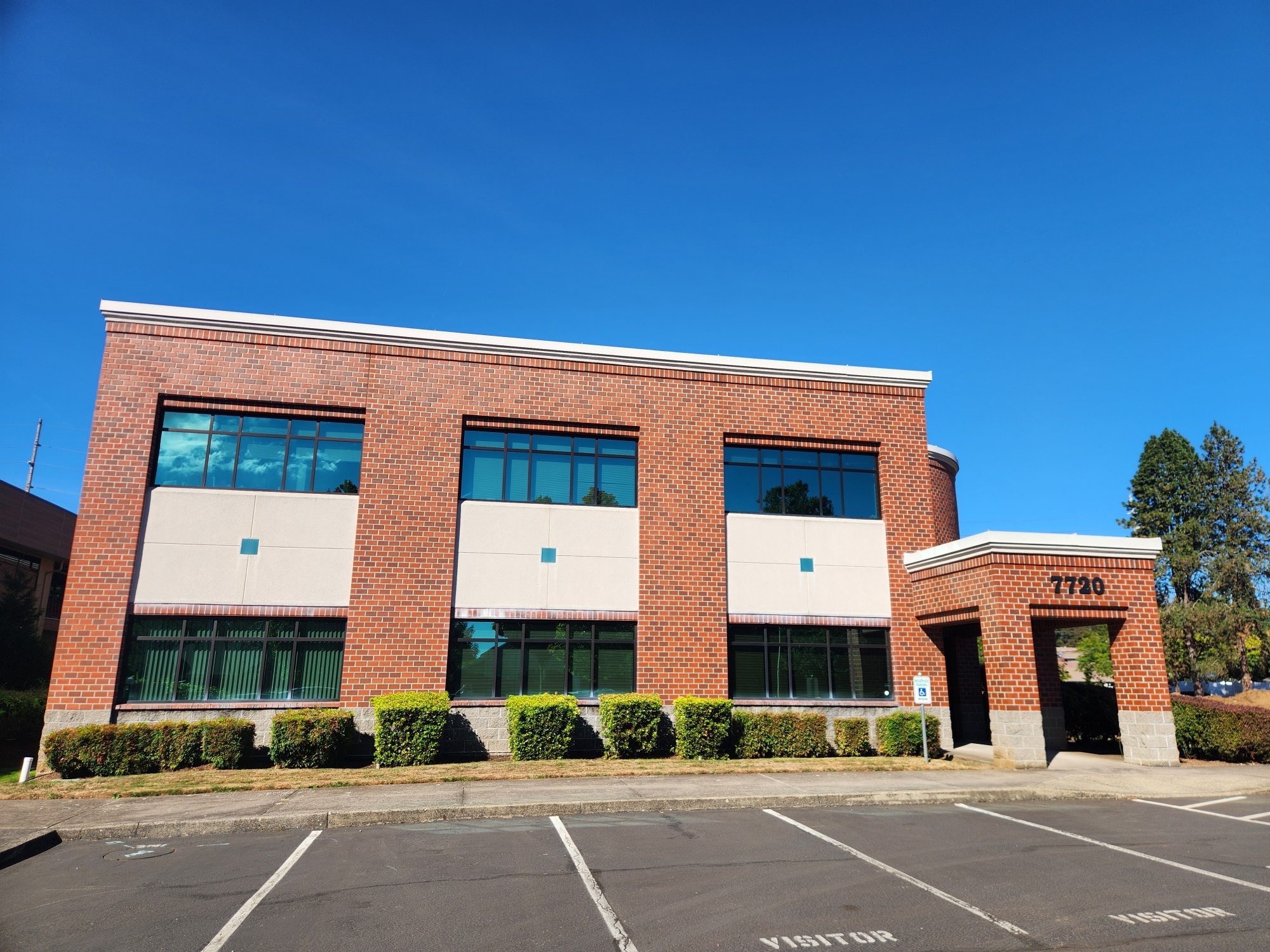 7720 NE Vancouver Mall Dr, Vancouver, WA for lease Building Photo- Image 1 of 7