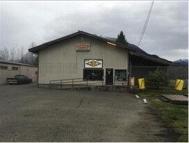 1204 Bendigo Blvd N, North Bend WA - Automotive Property