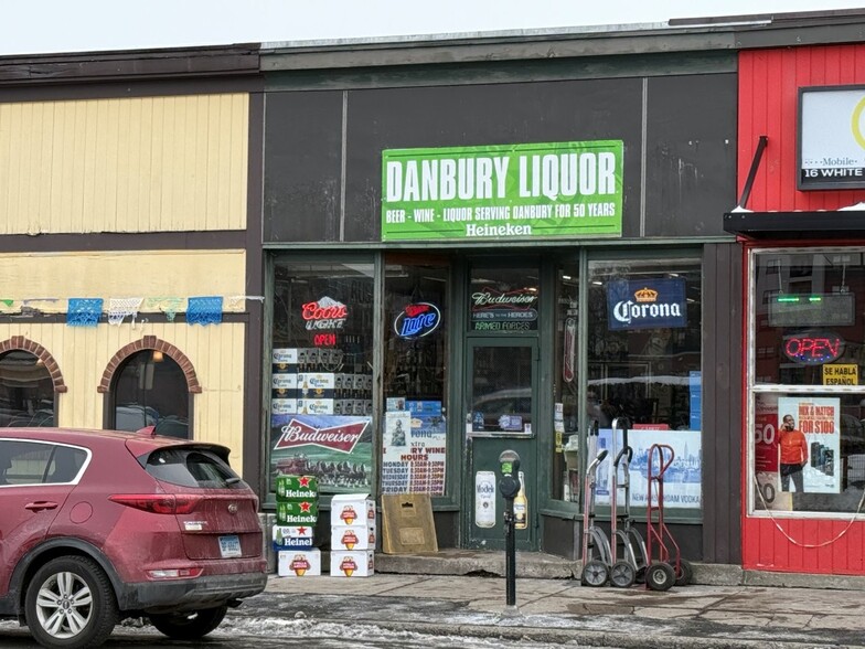 18 White St, Danbury, CT for sale - Primary Photo - Image 1 of 1