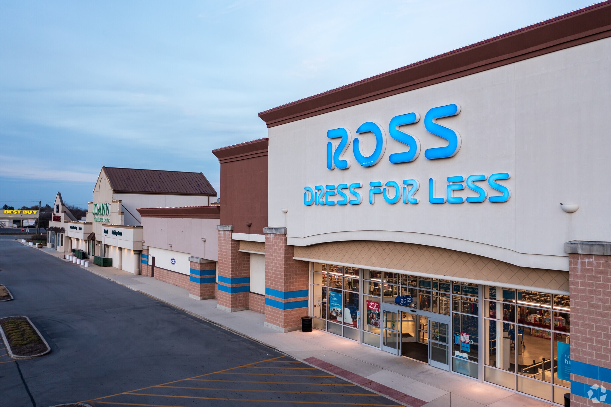 7511 Lemont Rd, Darien, IL for lease Building Photo- Image 1 of 4