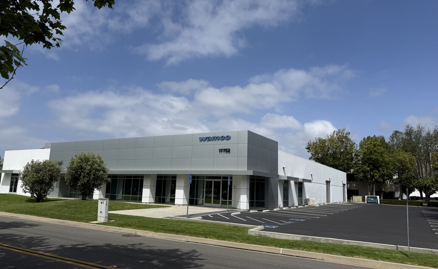 しーページ 17752 Fitch, Irvine, CA 92614 | LoopNet