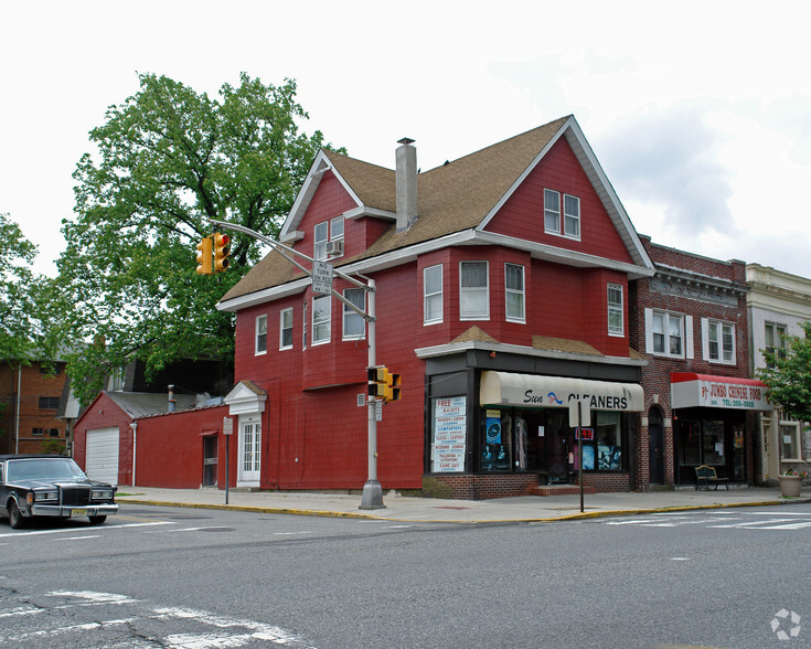 252 Boulevard, Hasbrouck Heights, NJ for sale - Primary Photo - Image 1 of 1