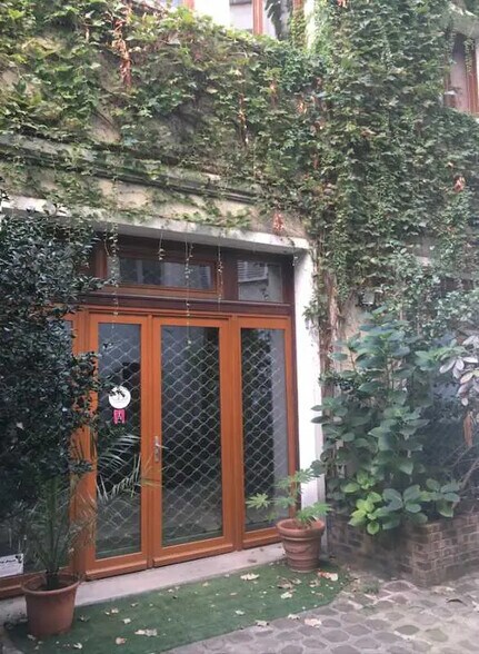 Office in Paris for lease - Building Photo - Image 2 of 16