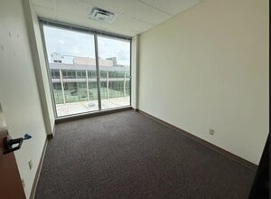 1106 Clayton Ln, Austin, TX for lease Interior Photo- Image 1 of 1