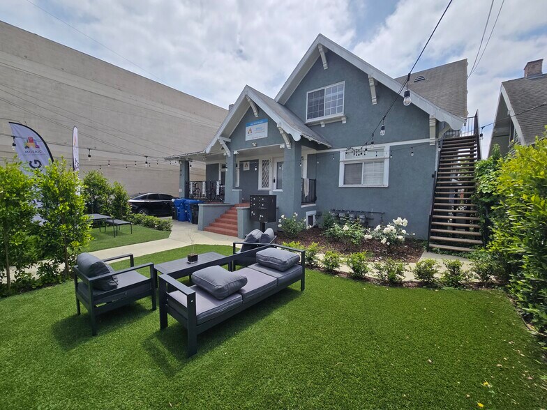 1418 W 28th St, Los Angeles, CA for sale - Building Photo - Image 2 of 9