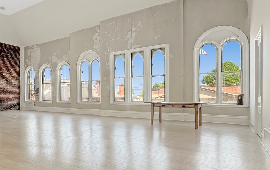 70-80 State St, Newburyport, MA for lease - Interior Photo - Image 3 of 11