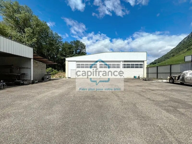 Office in Montmélian for lease Building Photo- Image 1 of 7