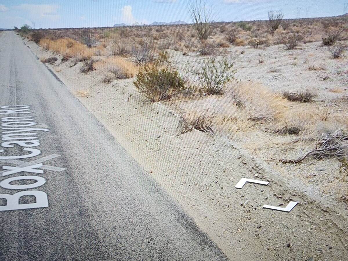 1 Box Canyon Rd, Desert Center, CA 92239 36 Acres + Land