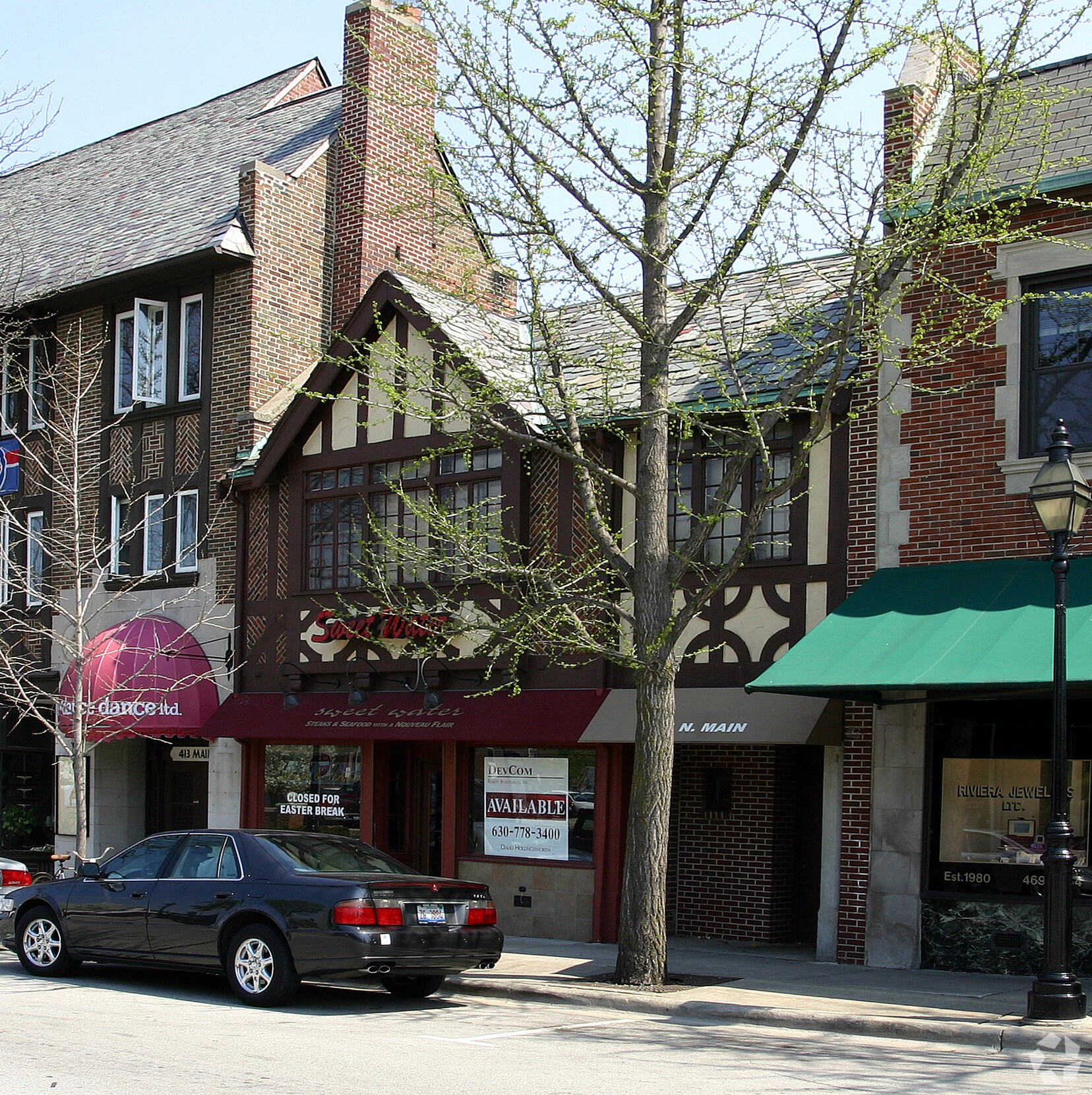 411 N Main St, Glen Ellyn, IL for sale Primary Photo- Image 1 of 1