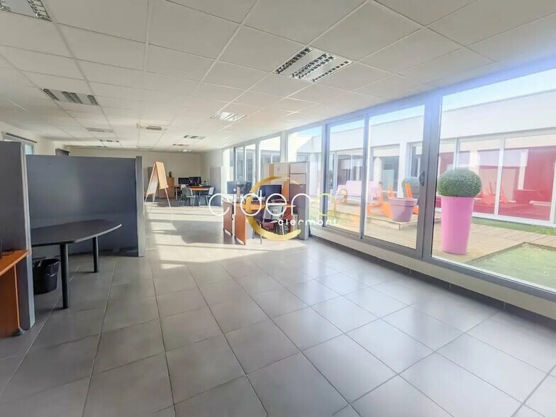 Office in Aubière for lease - Building Photo - Image 1 of 8