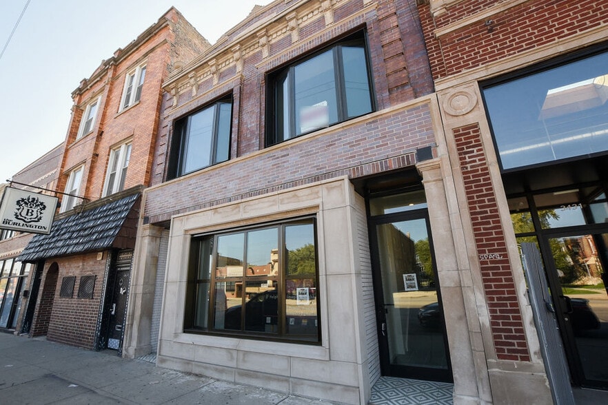 3429 W Fullerton Ave, Chicago, IL 60647