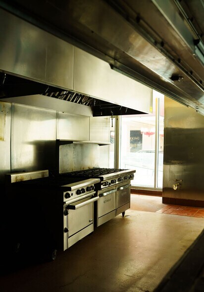 129 W Trade St, Charlotte, NC for lease - Interior Photo - Image 3 of 20