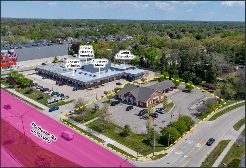 3754 Rochester Rd, Troy, MI for sale - Building Photo - Image 3 of 6