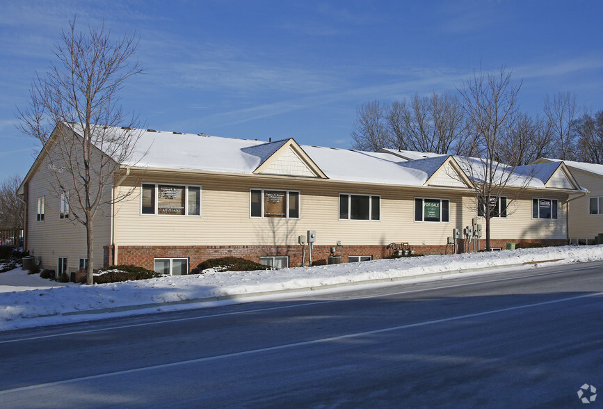 6230 10th St N, Oakdale, MN for sale - Primary Photo - Image 1 of 1