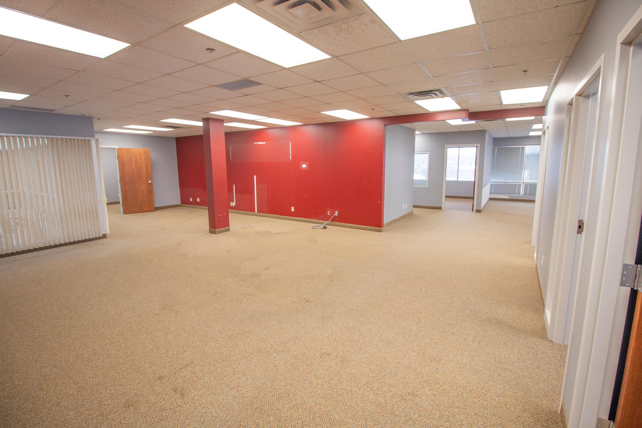 3200 Main St NW, Coon Rapids, MN for lease Interior Photo- Image 1 of 17