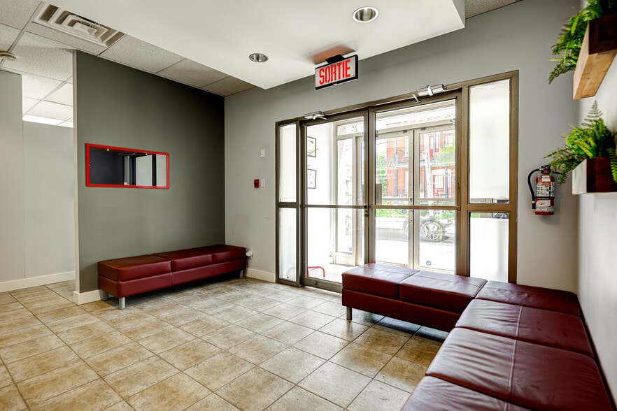 1449-1463 Rue Du Collège, Montréal, QC for lease - Building Photo - Image 3 of 35