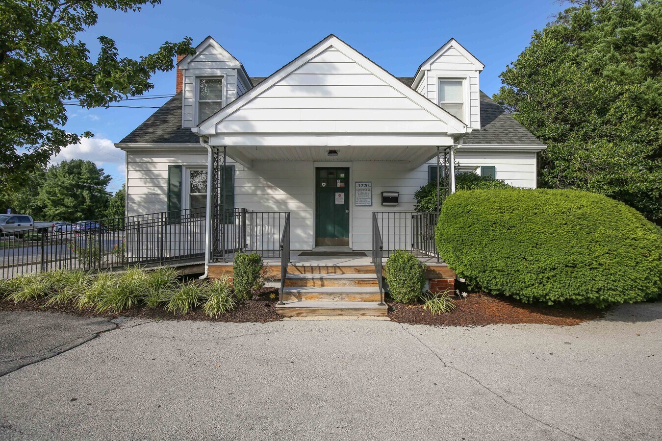 1220 Amherst St, Winchester, VA 22601