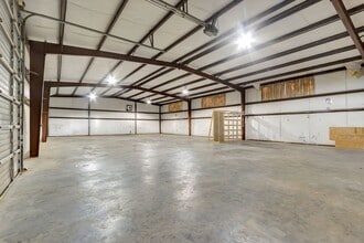 1011 Society Ln, Fort Mill, SC for lease Interior Photo- Image 1 of 22