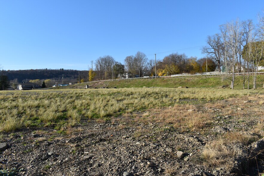 100 Chenango Bridge Rd, Chenango Bridge, NY for sale - Building Photo - Image 1 of 1