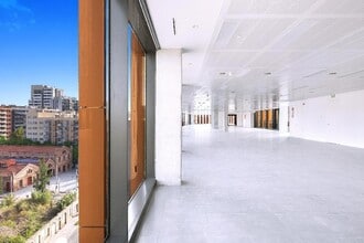 Carrer de Pere IV, 313-321, Barcelona, Barcelona for lease Interior Photo- Image 2 of 2