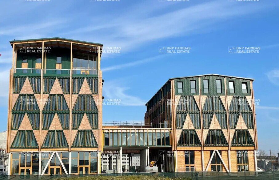 Office in Nantes for lease - Building Photo - Image 2 of 14