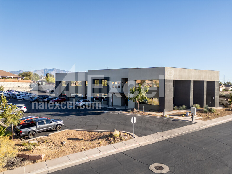 94 S Mall Dr, Saint George, UT for lease - Building Photo - Image 1 of 5