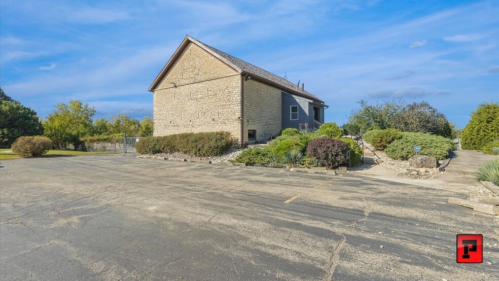 12152 S Naperville Rd, Plainfield, IL for lease - Primary Photo - Image 1 of 4