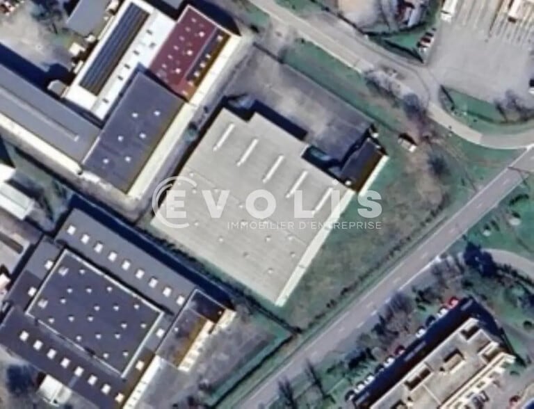 Office in Saint-Quentin-Fallavier for lease - Aerial - Image 2 of 15