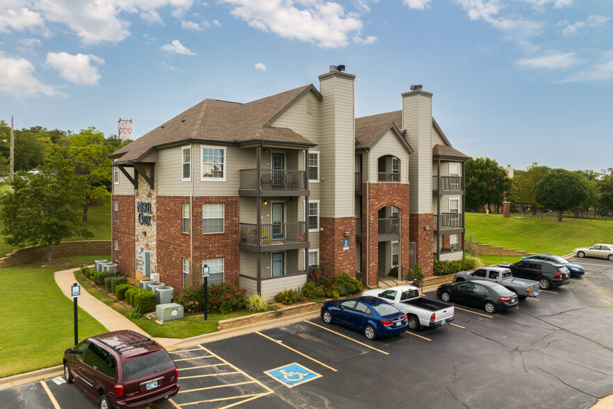 2431 E 61st St, Tulsa, OK 74136 - Southern Hills Tower | LoopNet