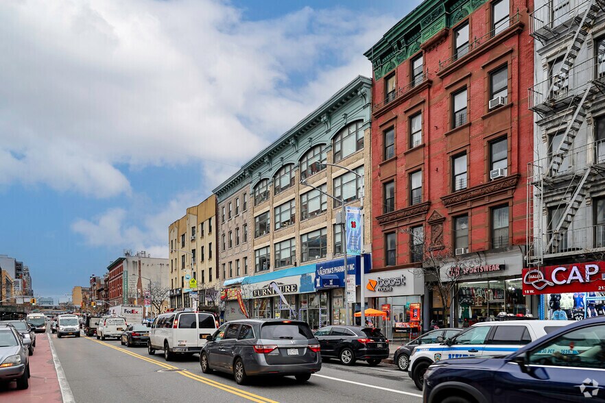 4 W 125th St, New York, NY for lease - Building Photo - Image 2 of 15