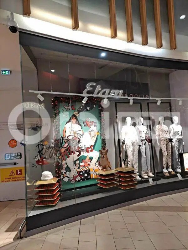 Retail in Reims for lease Building Photo- Image 1 of 3