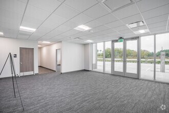 5814 N Highway 146, Baytown, TX for lease Lobby- Image 1 of 13