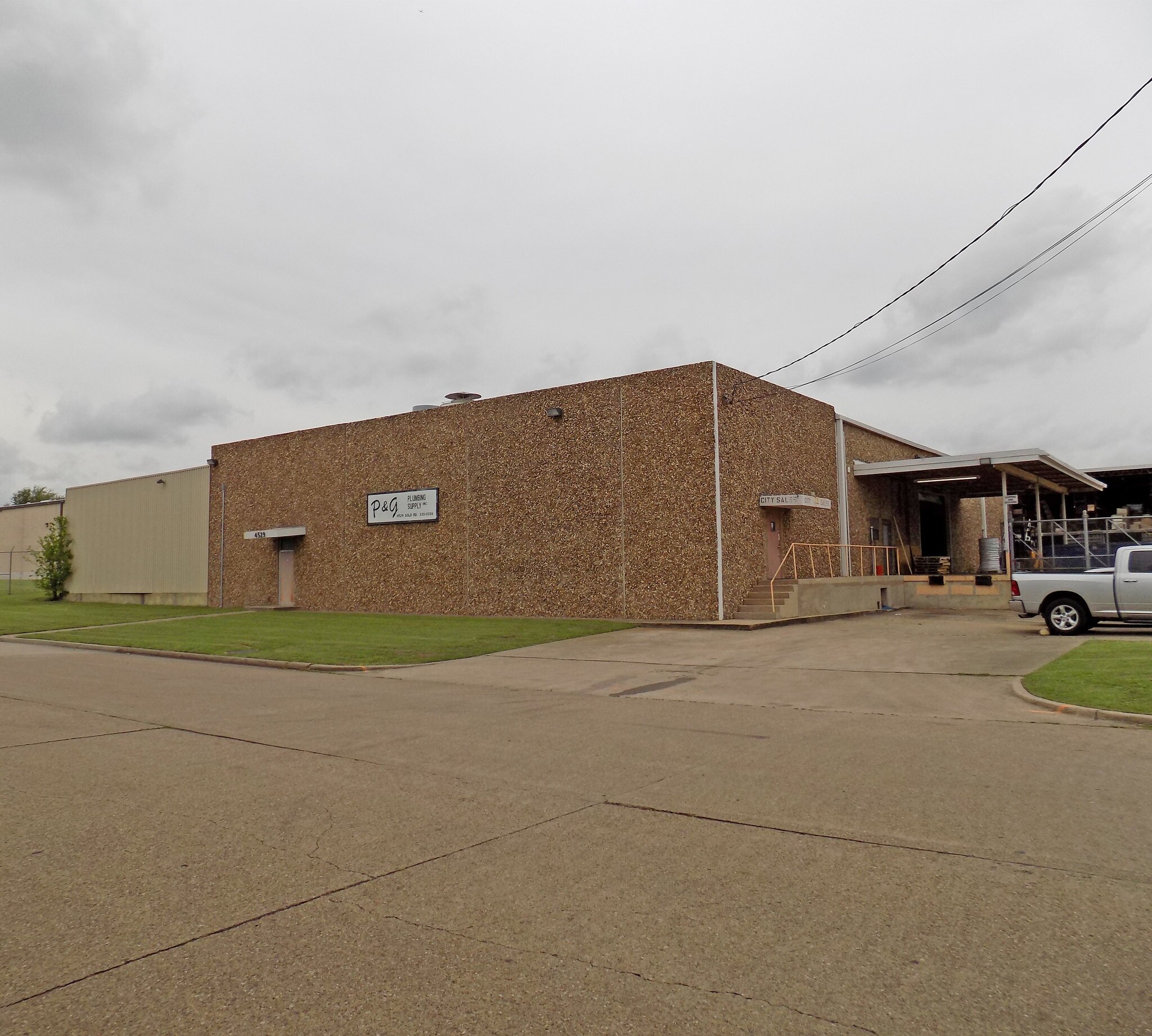 4529 Gold Rd, Dallas, TX for sale Building Photo- Image 1 of 1