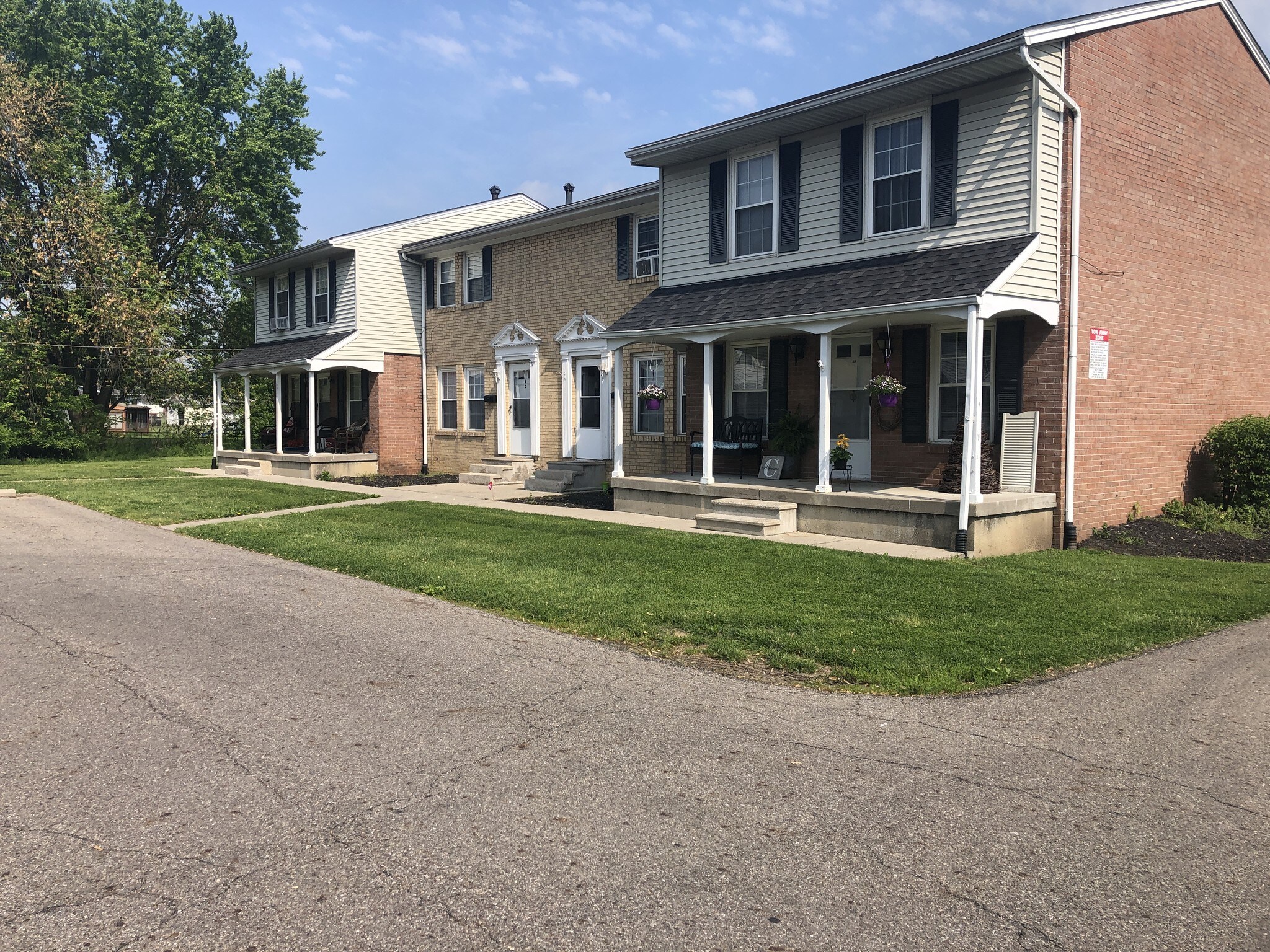 469 S 30th St, Heath, OH for sale Primary Photo- Image 1 of 1