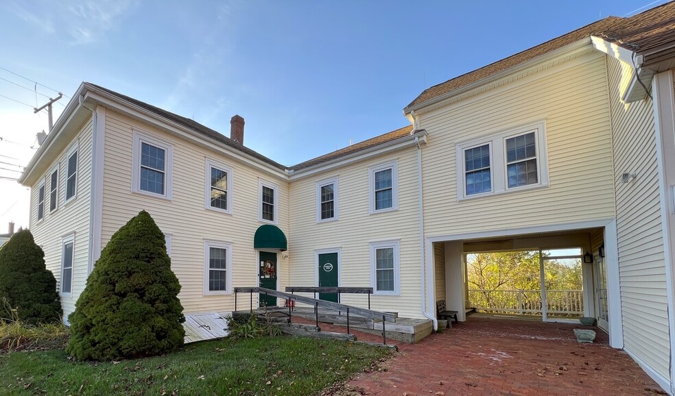 2289 Woodbury Ave, Newington, NH for lease - Building Photo - Image 1 of 24