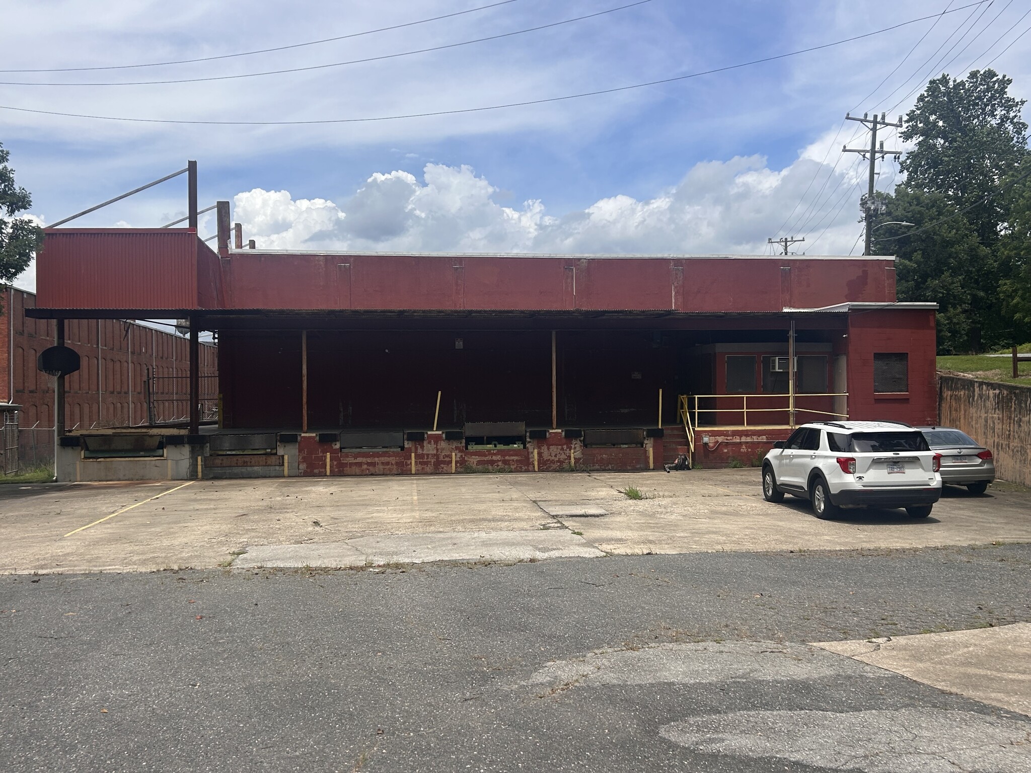 55 Church st, Marion, NC for lease Interior Photo- Image 1 of 4