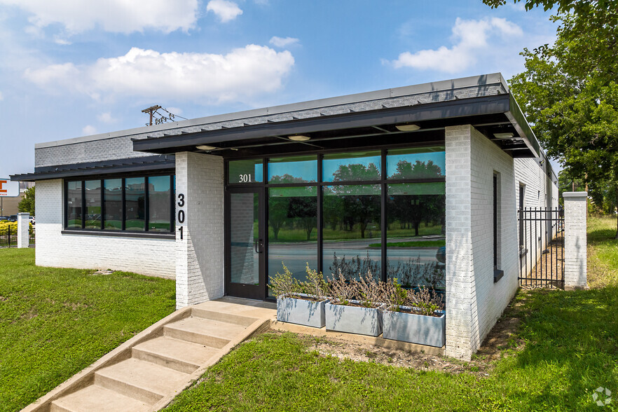 301 S Henderson St, Fort Worth, TX for sale - Building Photo - Image 1 of 1