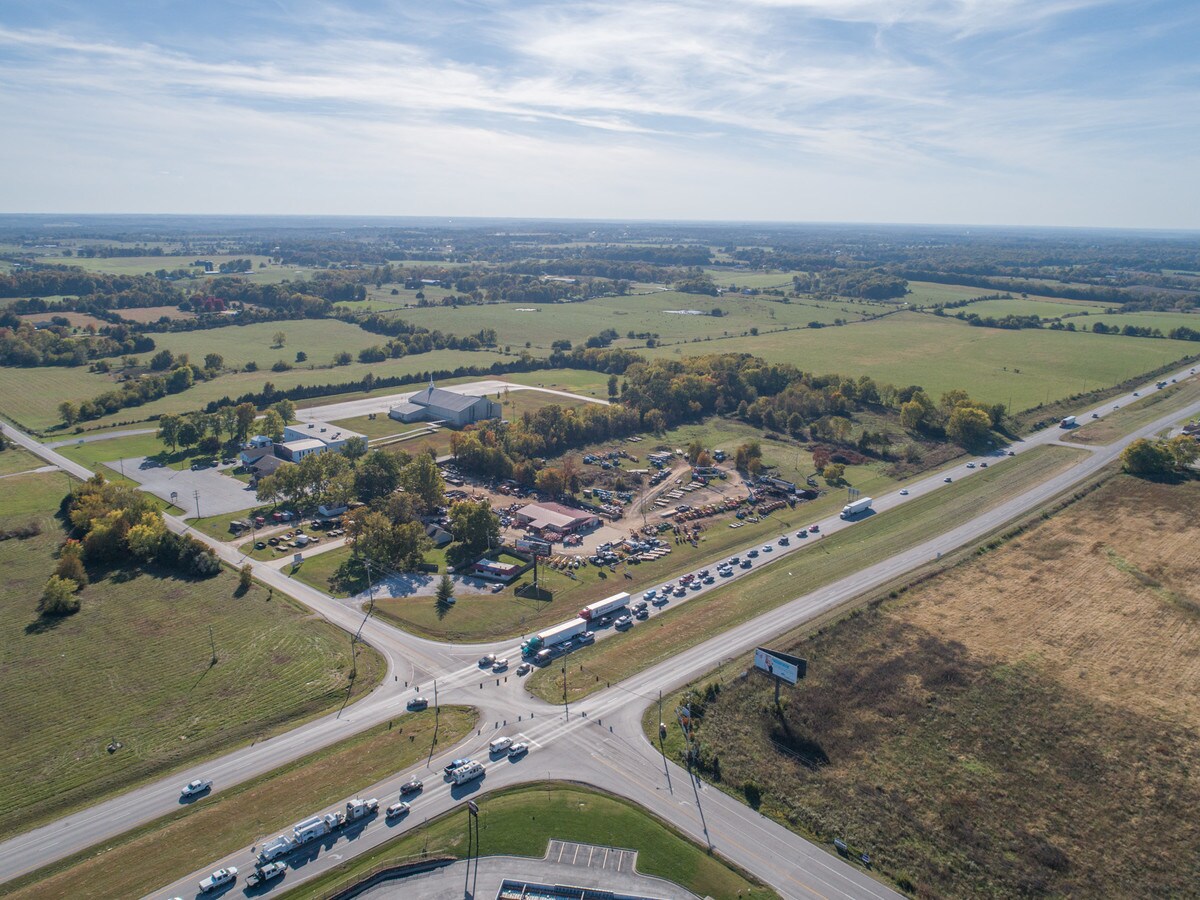 7631 E Farm Road 182, Rogersville, MO 65742