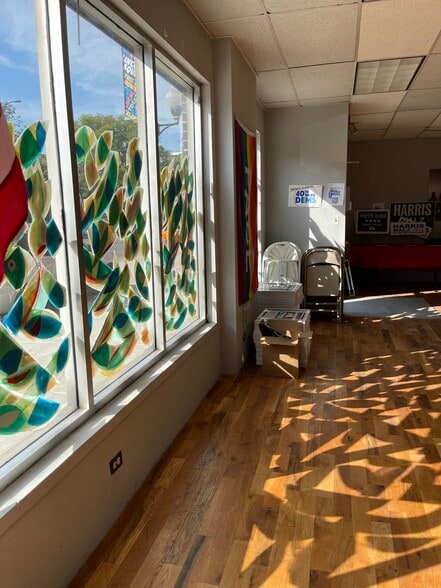 5029-5037 N Western Ave, Chicago, IL for lease - Building Photo - Image 3 of 14