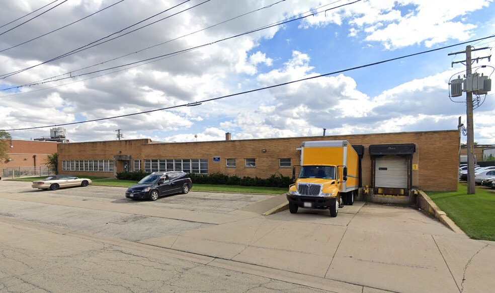9715 Soreng Ave, Schiller Park, IL for sale - Primary Photo - Image 1 of 2