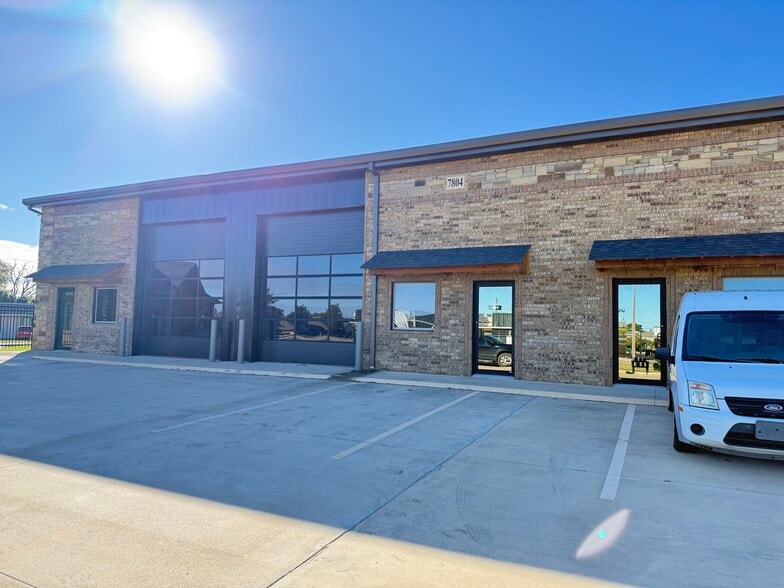 7804 NW 94th St, Oklahoma City, OK for lease - Building Photo - Image 1 of 25