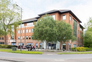 More details for 108 High St, Crawley - Office for Lease