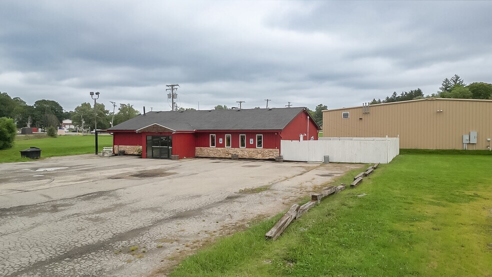 25 Madison St, Leetonia, OH for sale - Building Photo - Image 1 of 1