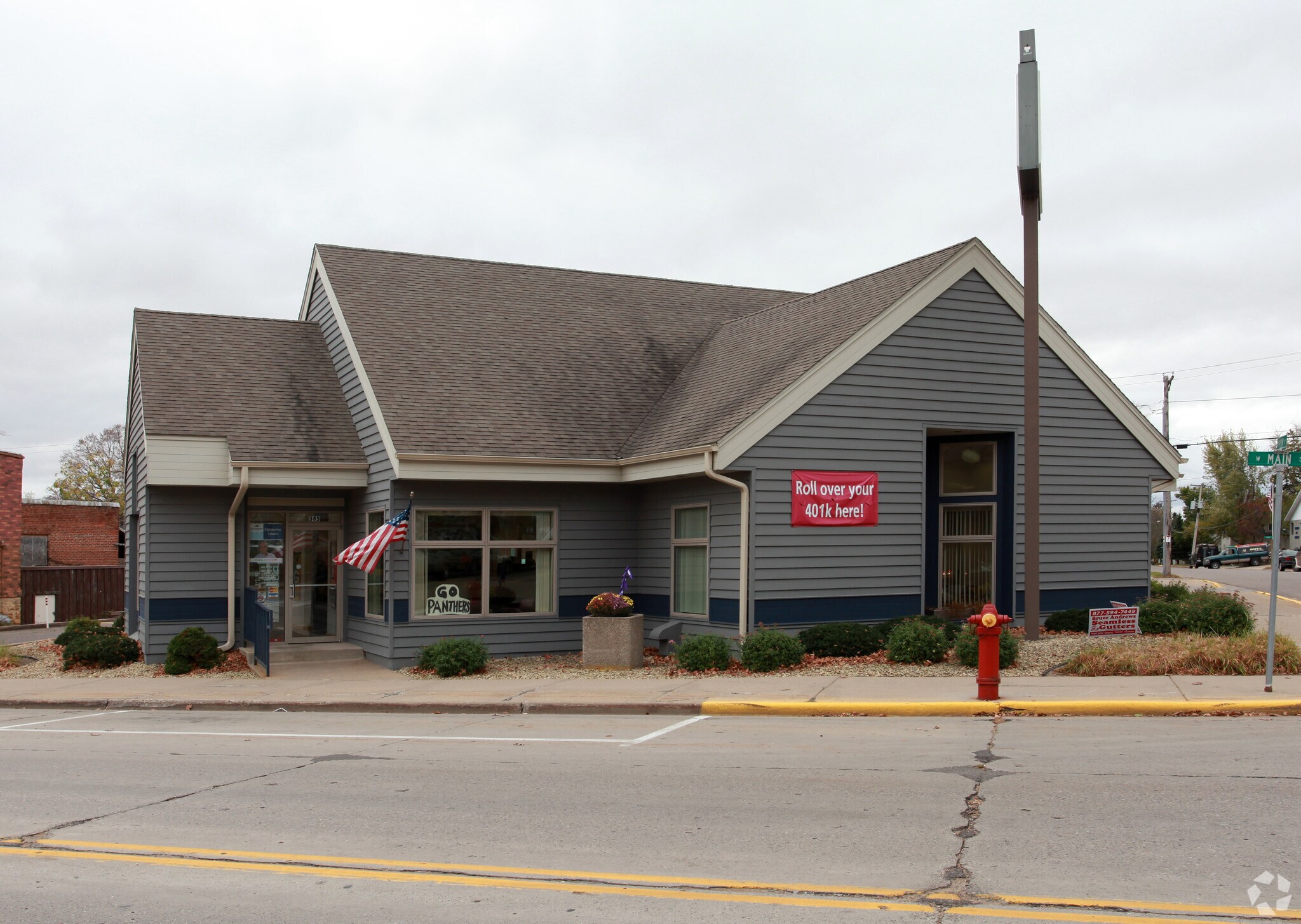 385 W Main St, Ellsworth, WI for sale Primary Photo- Image 1 of 1