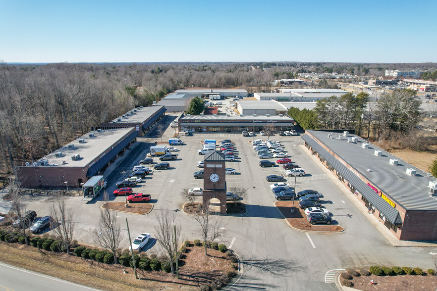 1143-1149 Saint Marks Church Rd, Burlington, NC for lease - Building Photo - Image 1 of 6