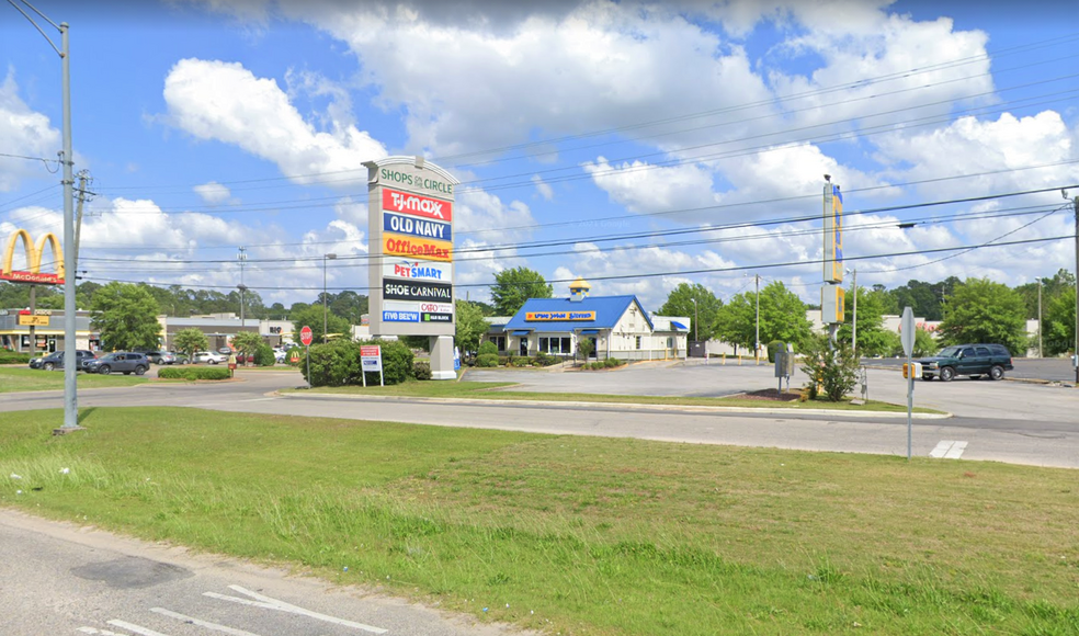 3518 Ross Clark Cir, Dothan, AL for lease - Building Photo - Image 1 of 6