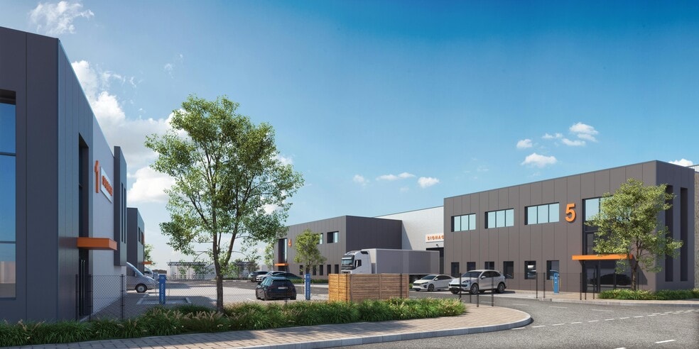 24-34 Farwig Ln, Bromley for lease - Building Photo - Image 2 of 4