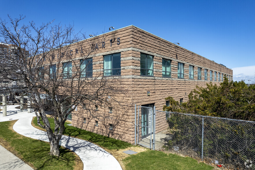 1333 Neilson Rd, Toronto, ON for sale - Building Photo - Image 2 of 5