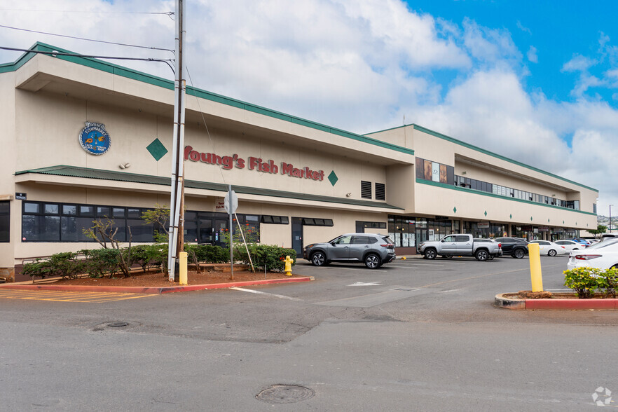 1199 Dillingham Blvd, Honolulu, HI for lease - Building Photo - Image 1 of 7