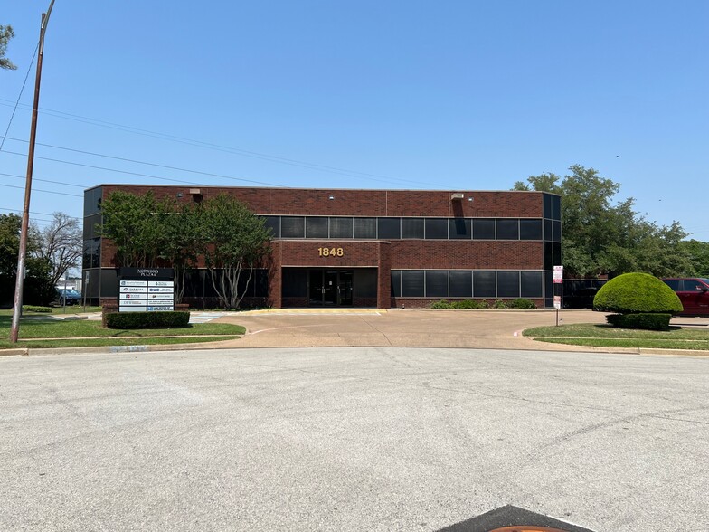 1848 Norwood Plz, Hurst, TX for lease - Building Photo - Image 1 of 11